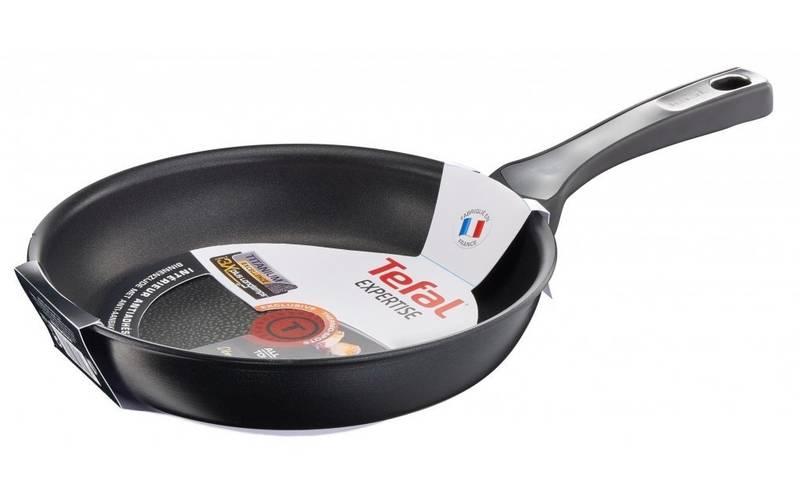 Pánev Tefal Expertise C6200452 černá