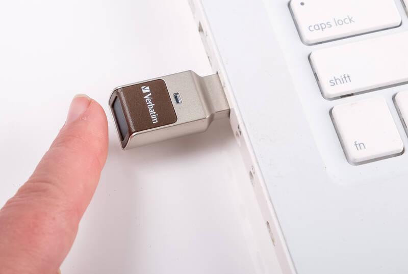 USB Flash Verbatim Fingerprint Secure, 32GB stříbrný, USB, Flash, Verbatim, Fingerprint, Secure, 32GB, stříbrný