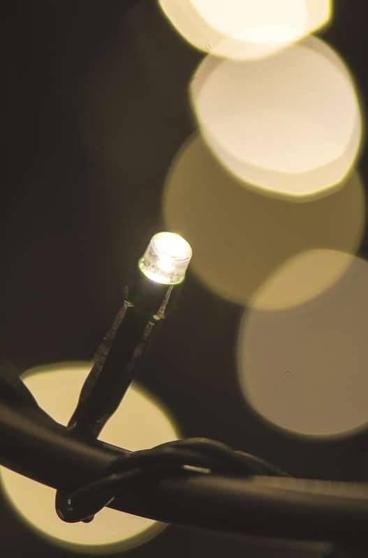 Vánoční osvětlení EMOS 500 LED, 50m, řetěz, teplá bílá, časovač, i venkovní použití