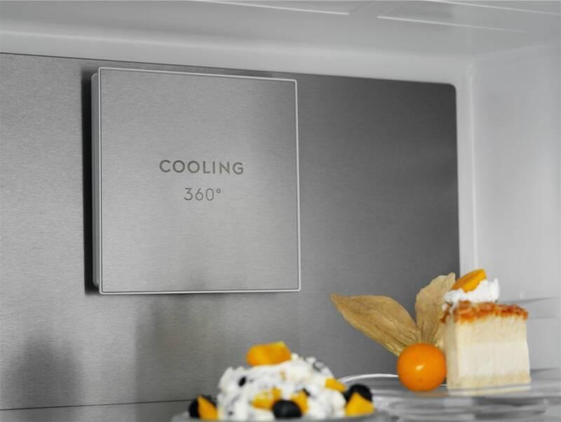 Chladnička s mrazničkou Electrolux LNT7ME34G1 bílá