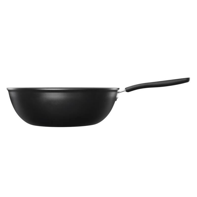 Pánev WOK Fiskars Functional Form 28 cm